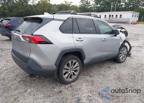 2022 Toyota Rav4 Xle Premium из США, поврежденный, VIN 2T3C1RFV8NC192872